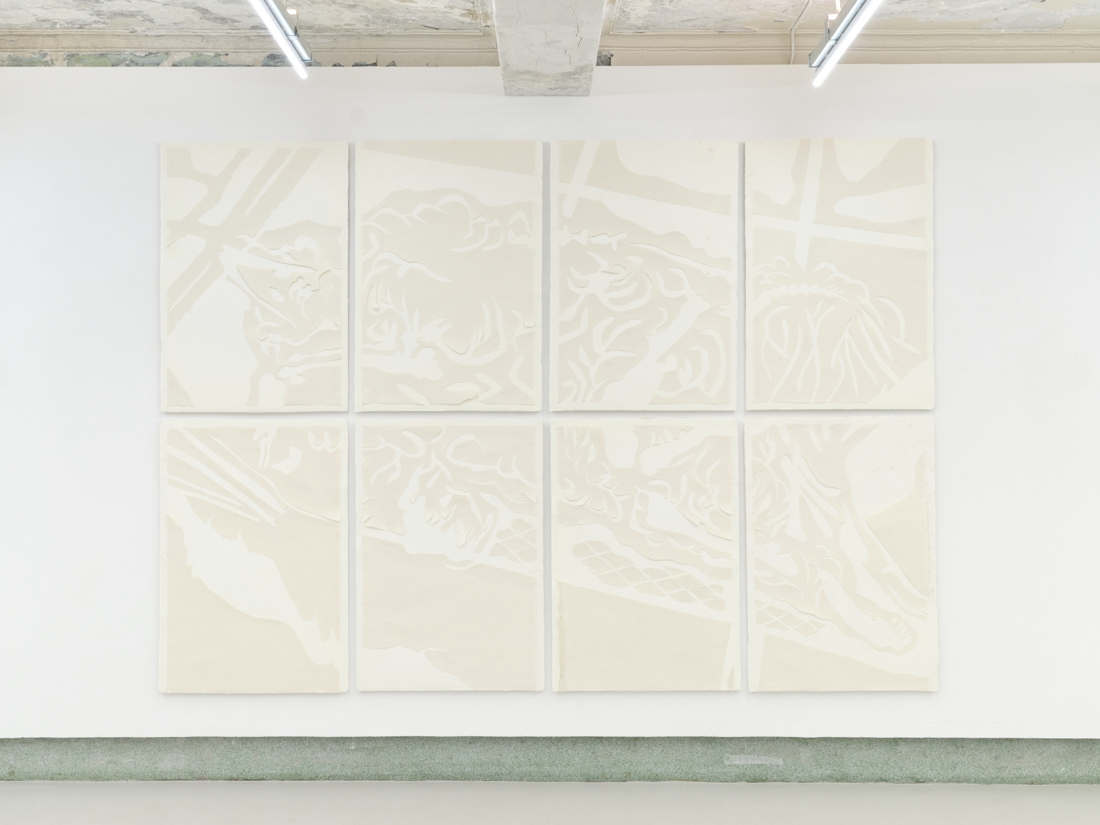 축제 25 #13 목련 개 — 頭(머리), 肩(어깨), 臀(엉덩이), 尾(꼬리), 門(문), 手(손), 網(철망), (가스통) / Festival 25 #13 Magnolia Dog